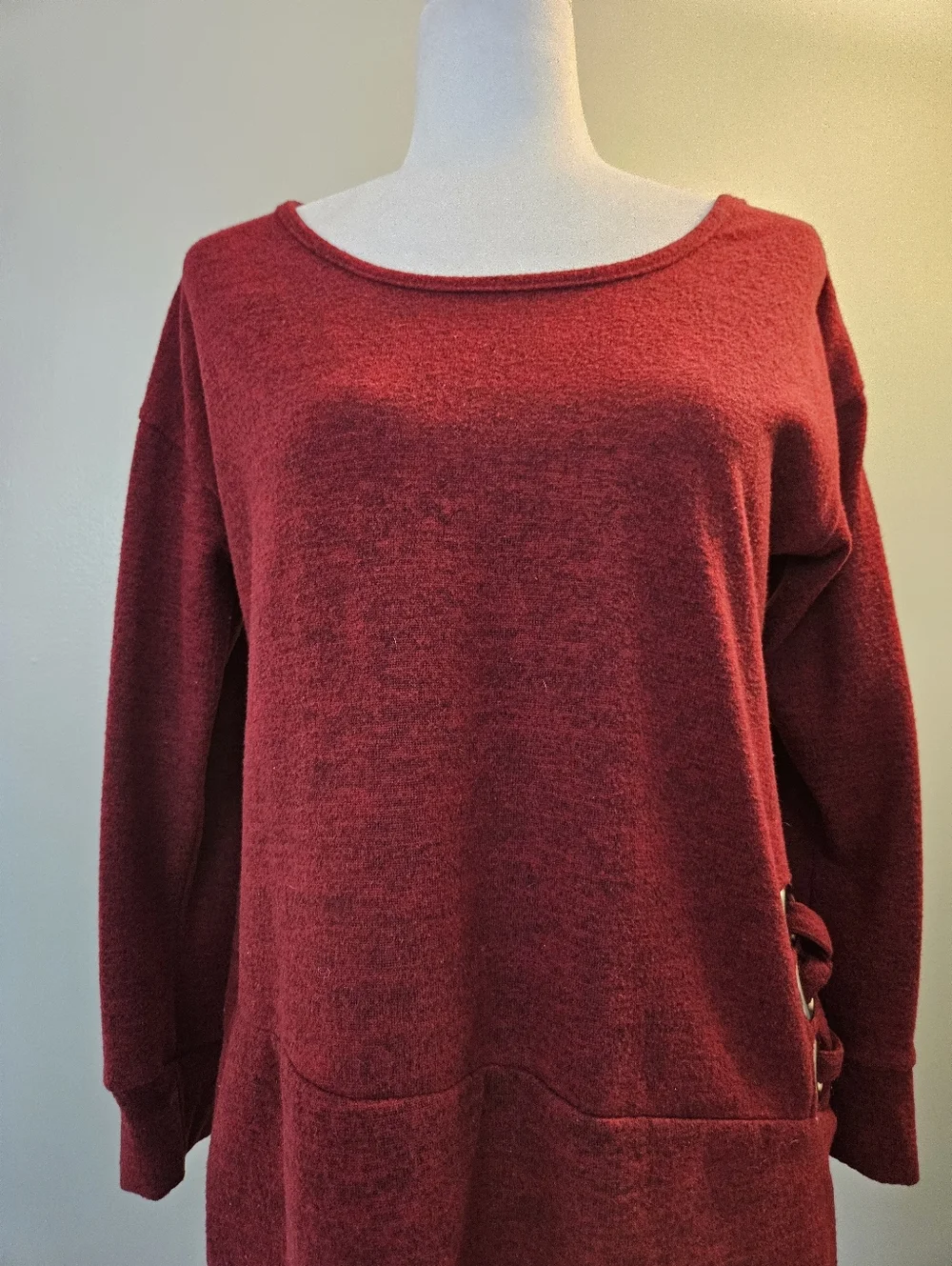 New York Laundry Women's Size Medium M Cozy Scoop Neck Red Tunic Sweater